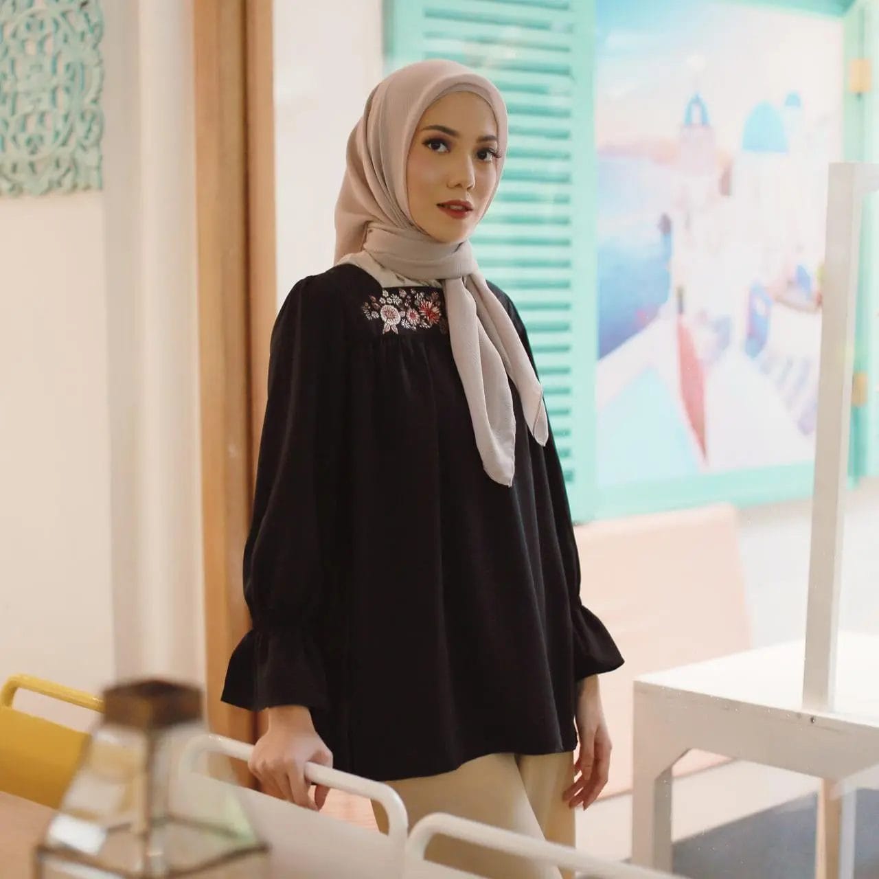 Baju Warna Hitam Cocok Dengan Jilbab Warna Apa Read More